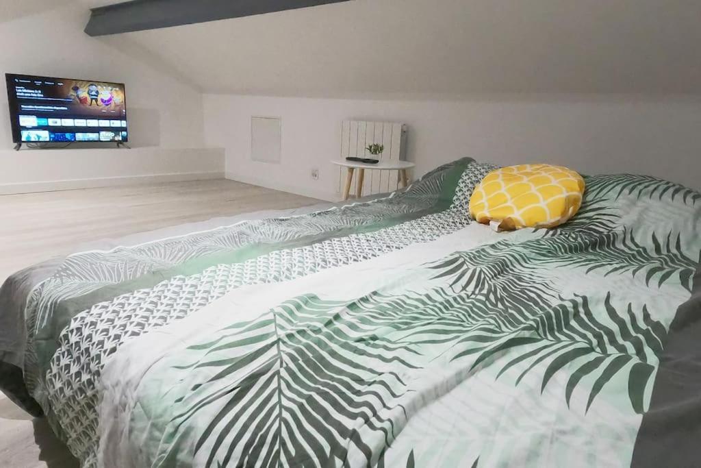 Apartmán Atypique T1 Duplex - Wifi .Parking .Proche .Gare Saint-Quentin  Exteriér fotografie